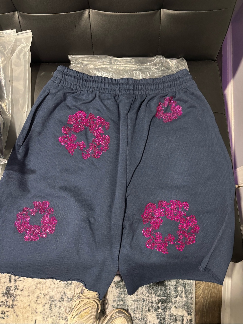 Denim Tears Men’s Black Shorts with Pink Sequin Accent - Picture 4 of 4